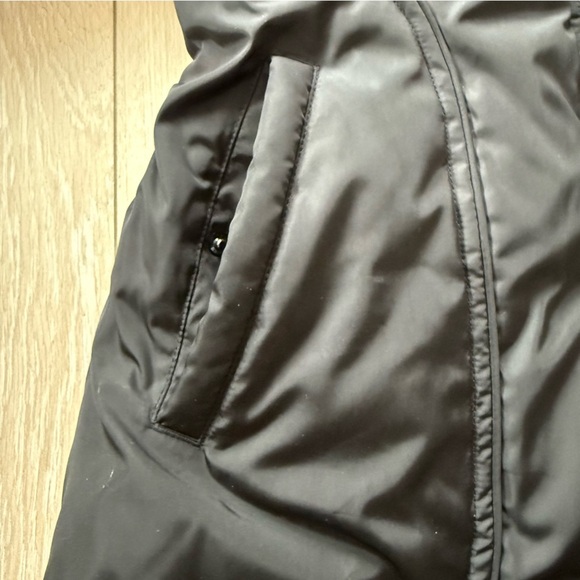 Soia & Kyo Black Down Puffer Lightweight Hooded Parka Jacket Sz XS Mid Length - Picture 8 of 15